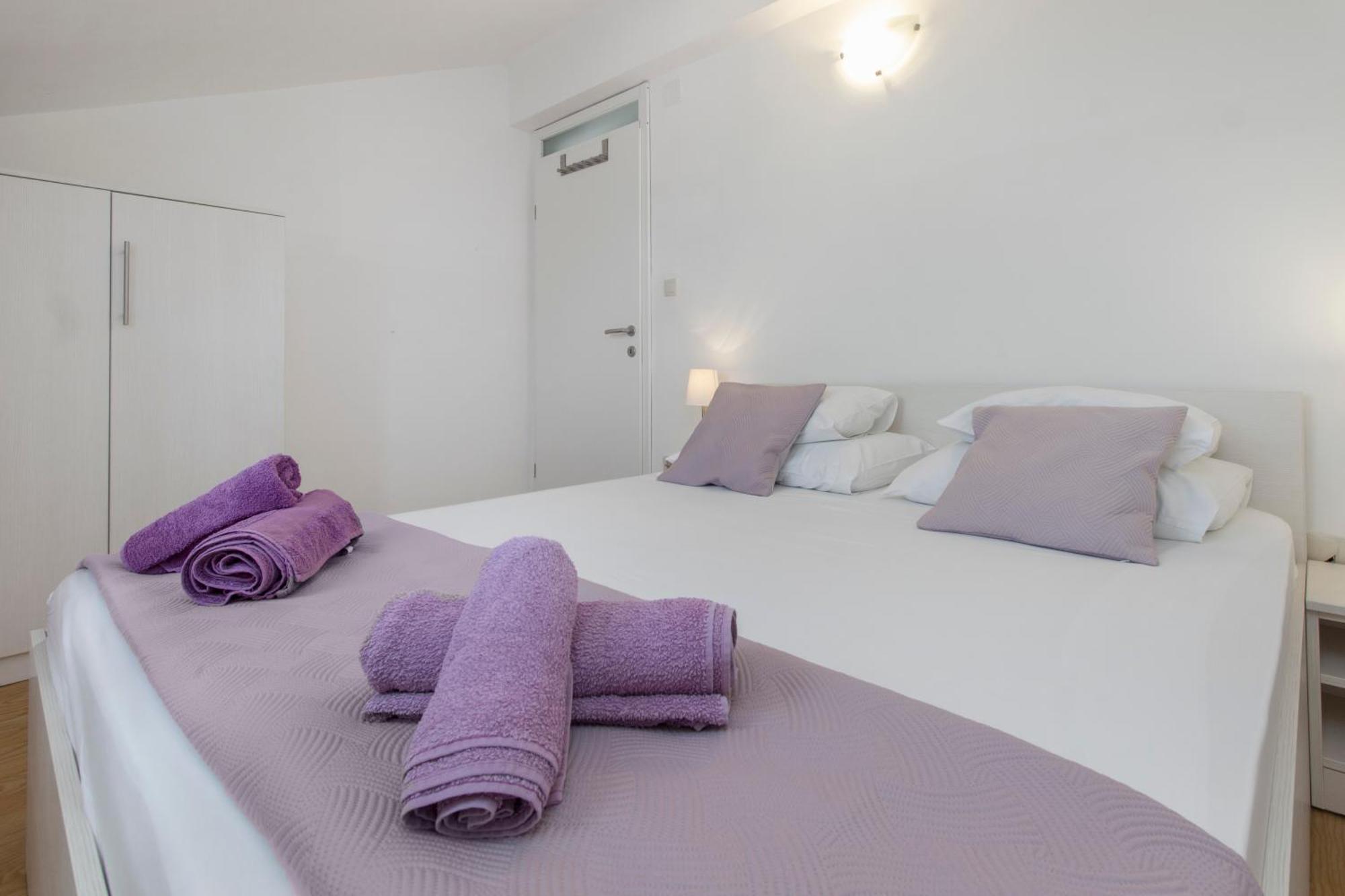 Apartmani Gnjidic Srima Buitenkant foto