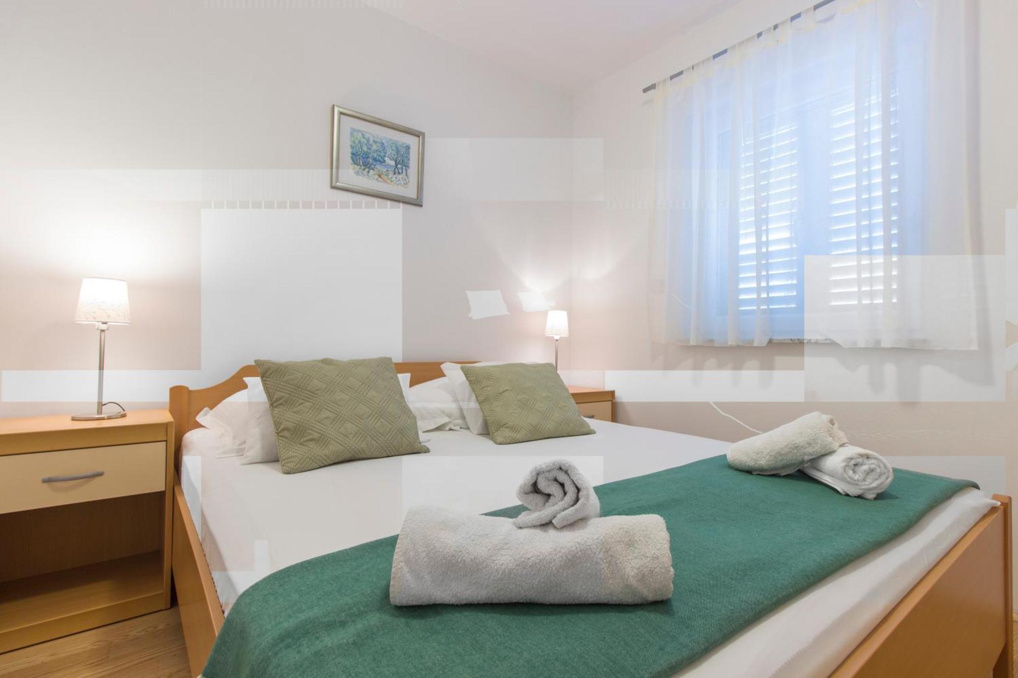 Apartmani Gnjidic Srima Buitenkant foto