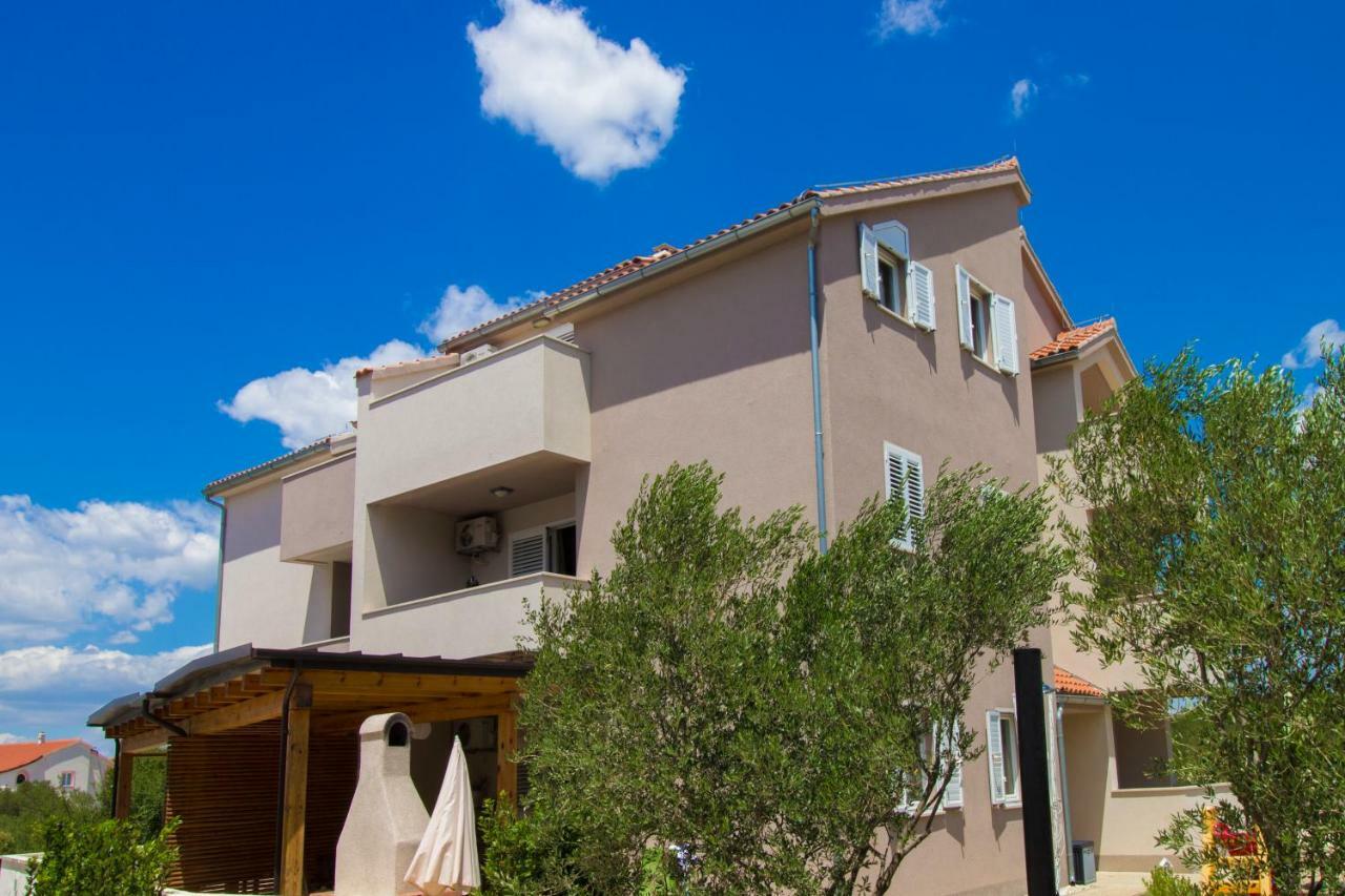 Apartmani Gnjidic Srima Buitenkant foto